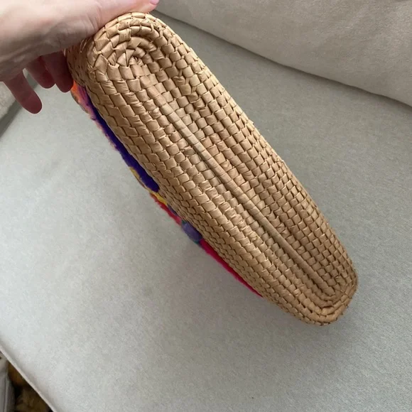 Woven beach bag ☀️ - Picture 4 of 5